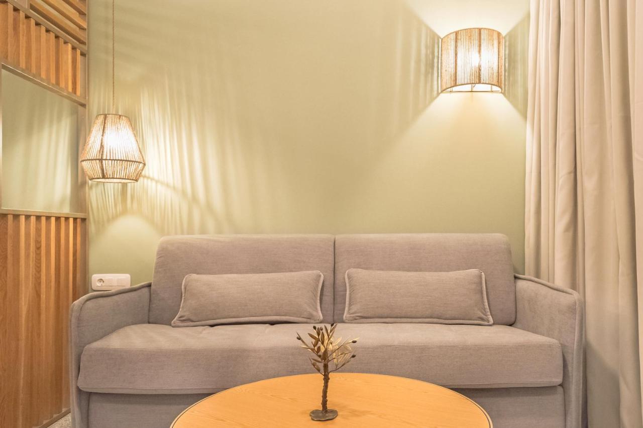 Eco Green Residences & Suites โตโรนี ภายนอก รูปภาพ
